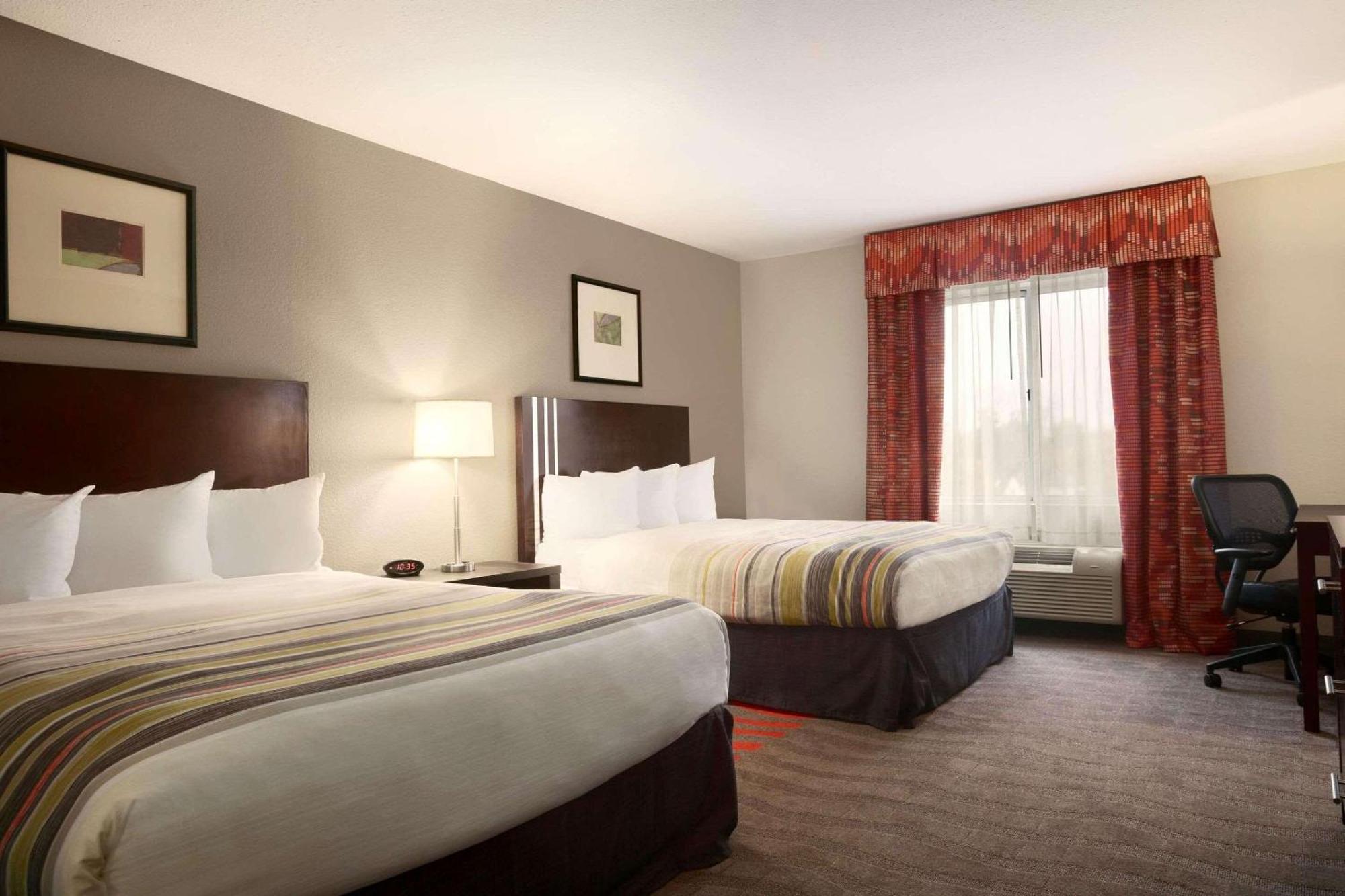 Country Inn & Suites By Radisson, Dearborn, Mi Bagian luar foto