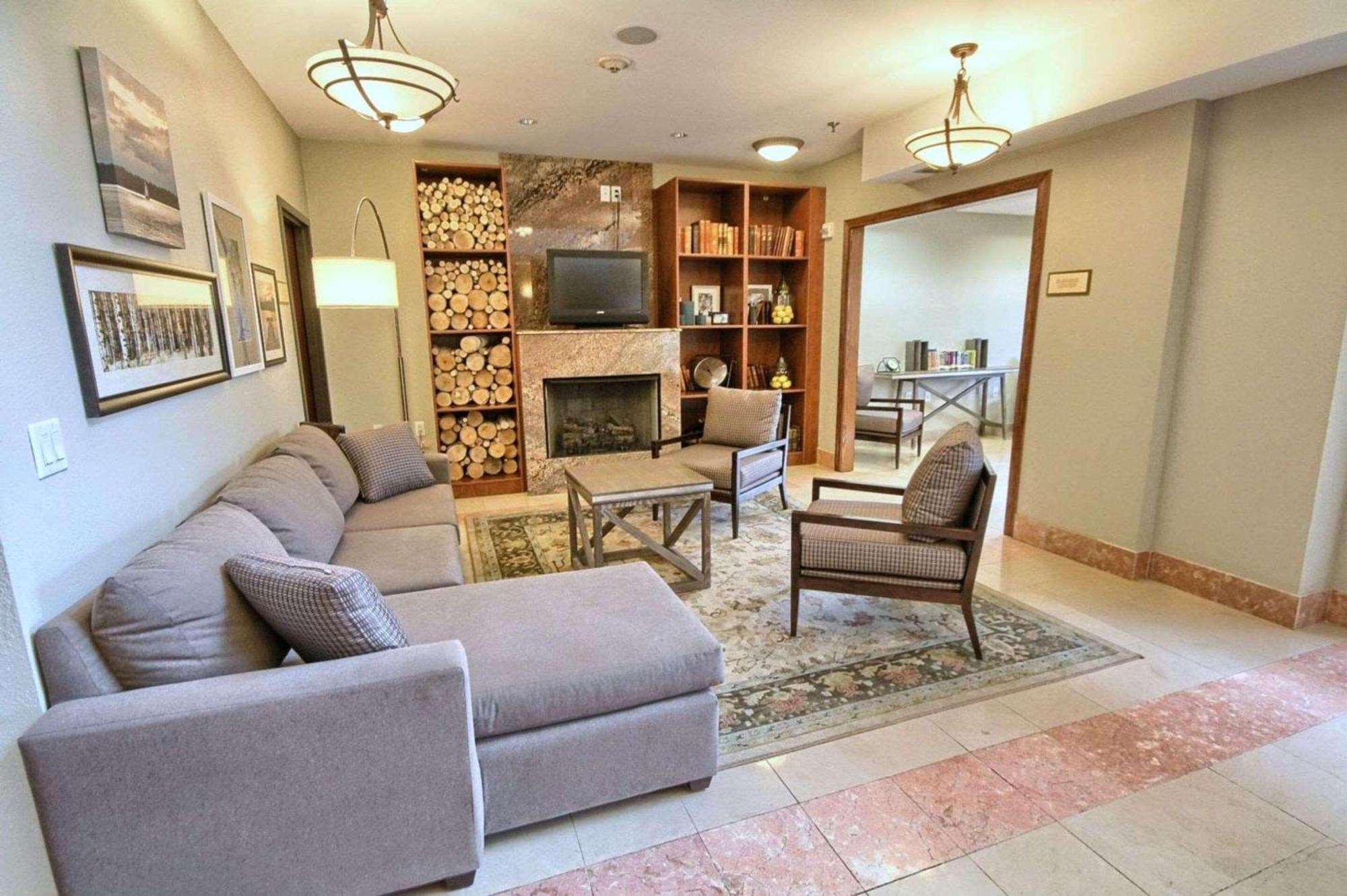 Country Inn & Suites By Radisson, Dearborn, Mi Bagian luar foto