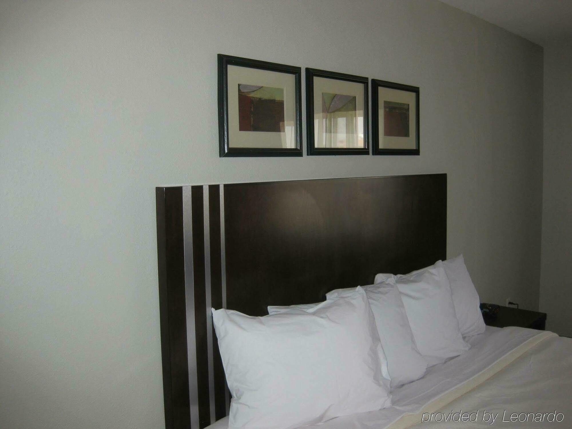 Country Inn & Suites By Radisson, Dearborn, Mi Bagian luar foto