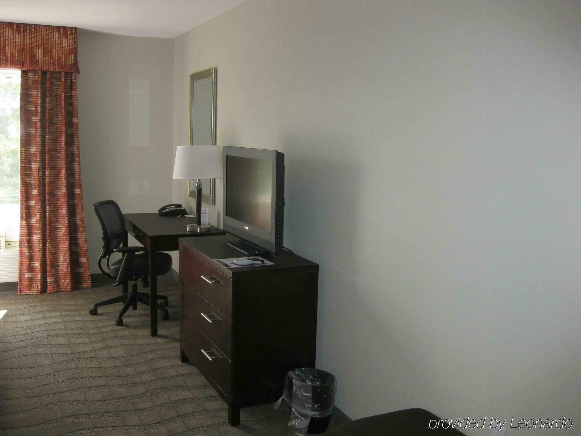 Country Inn & Suites By Radisson, Dearborn, Mi Bagian luar foto